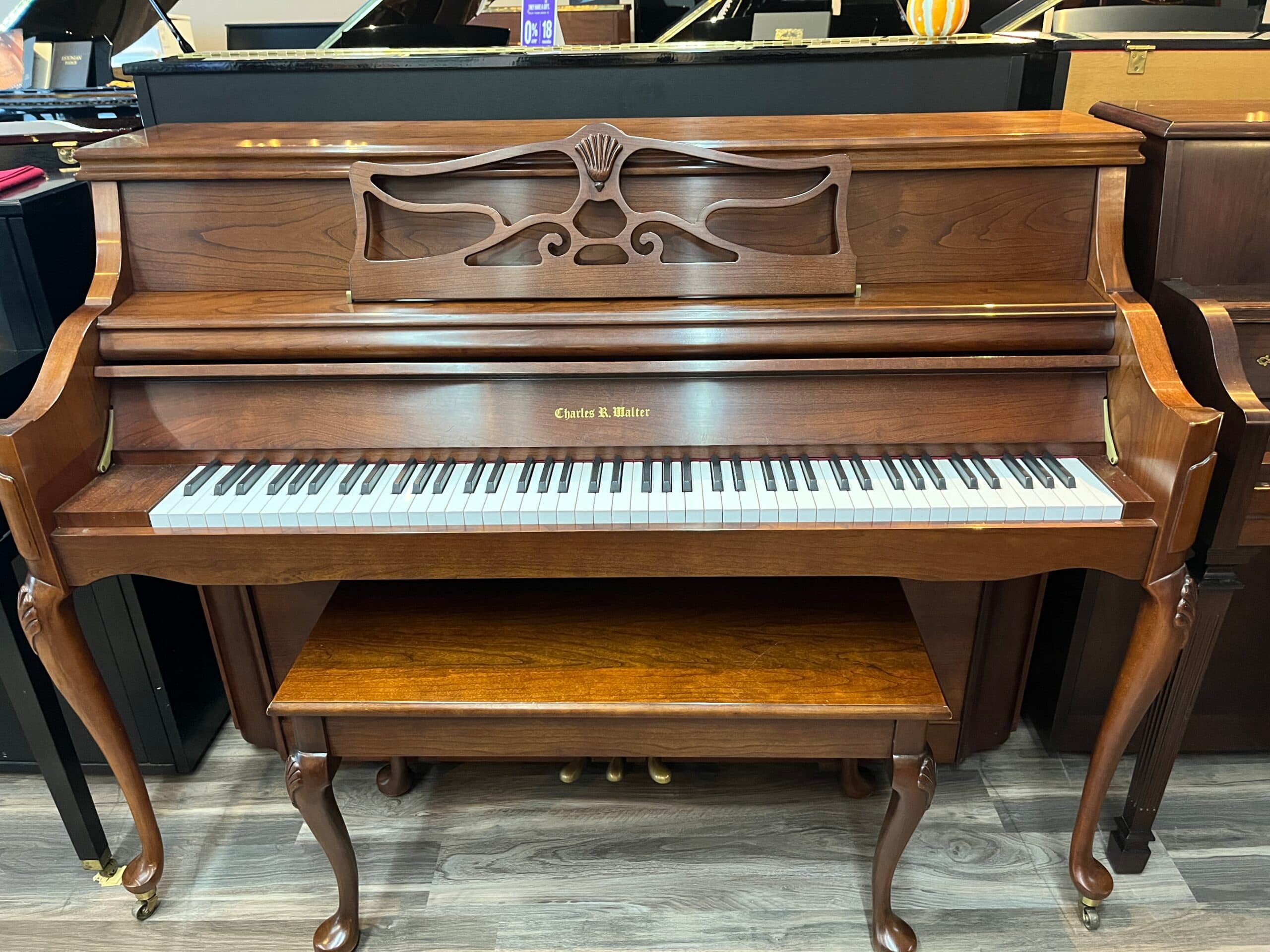 1993 Charles R. Walter Console