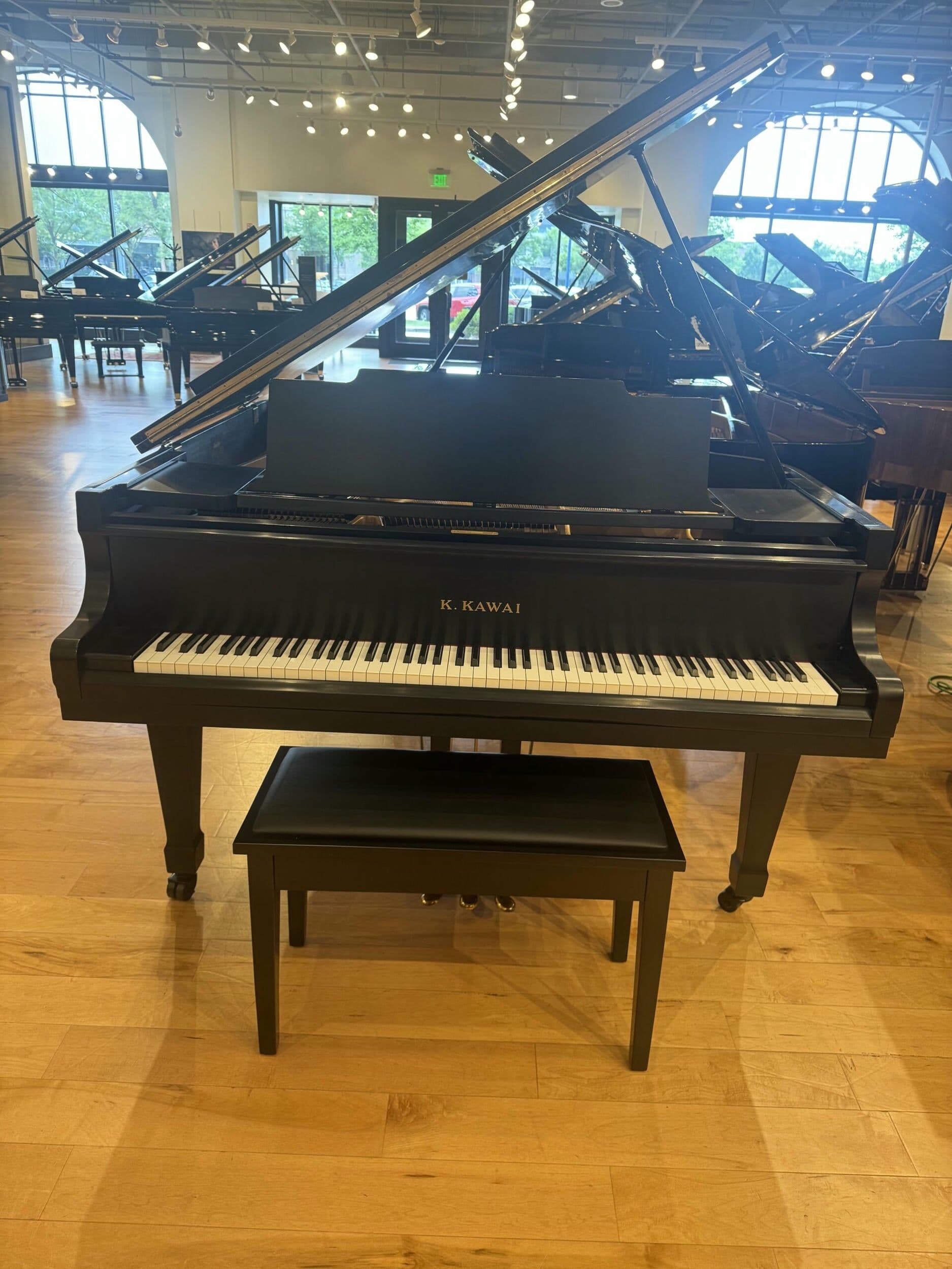 1982 Kawai KG2C