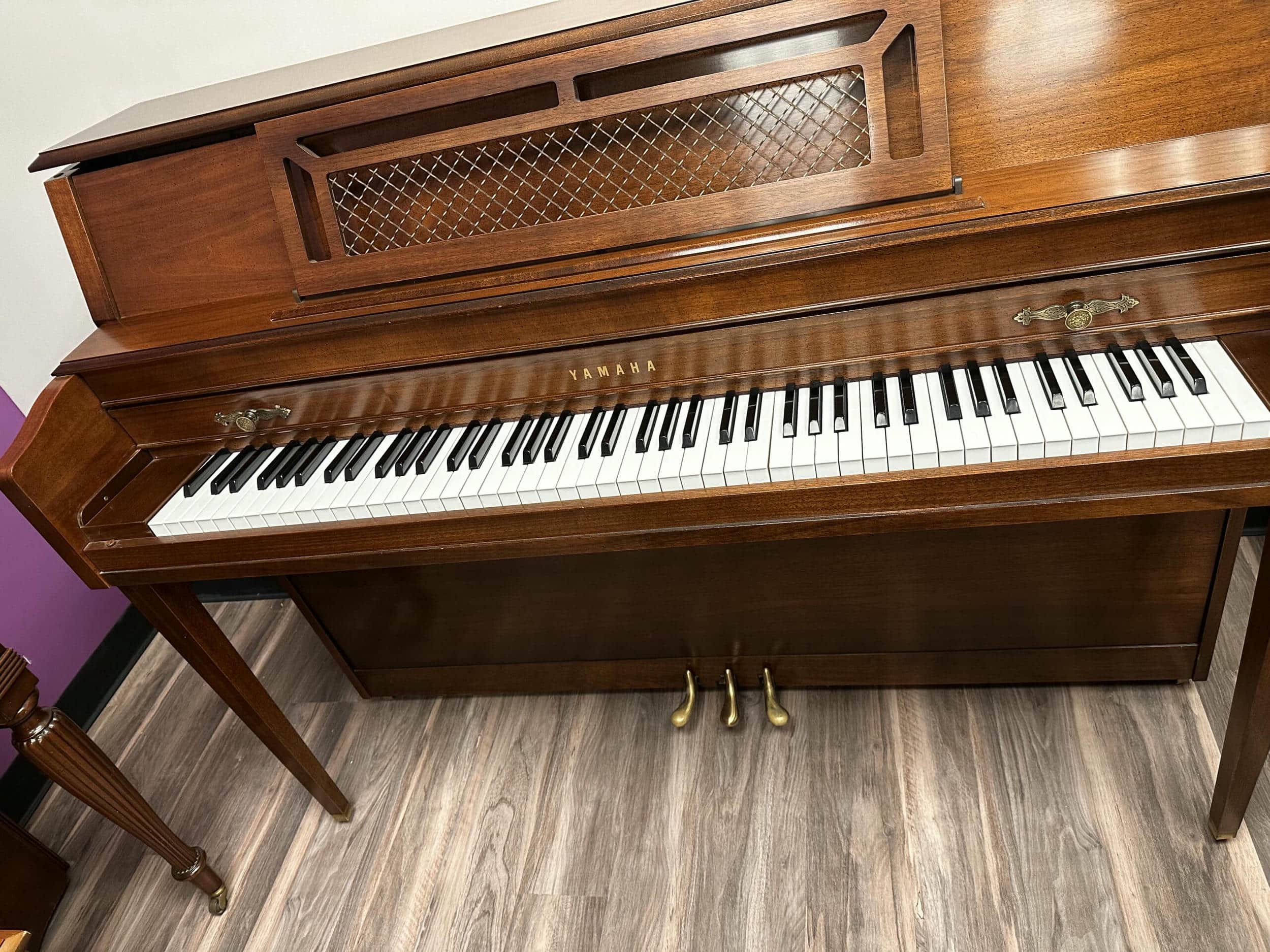 1986 Yamaha M304