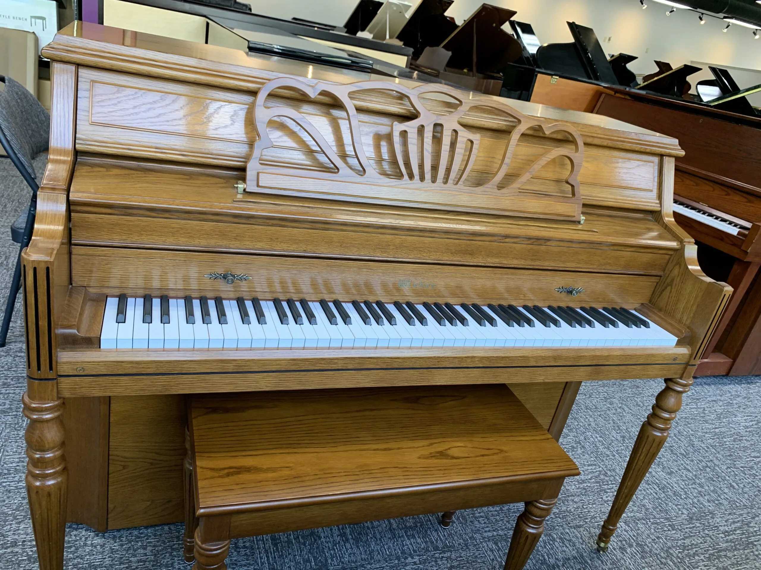 1998 Weber WF44 OAK — photo 1 of 5