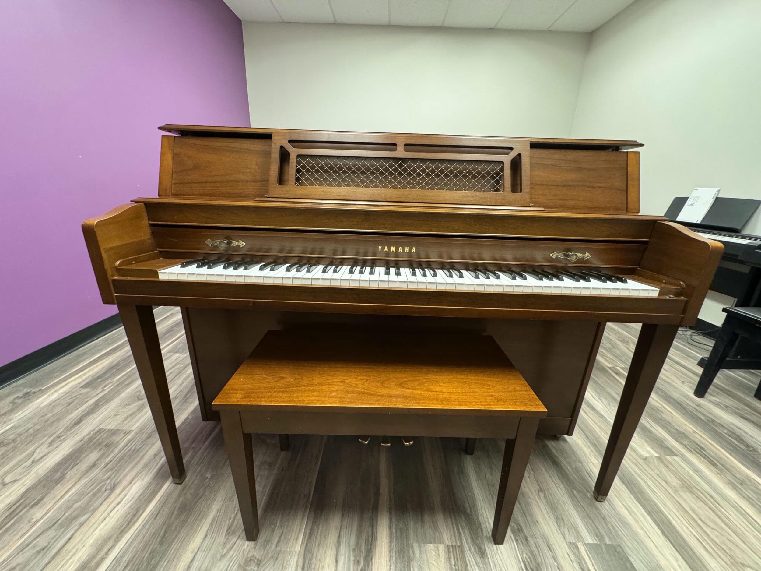 1995 Yamaha M304