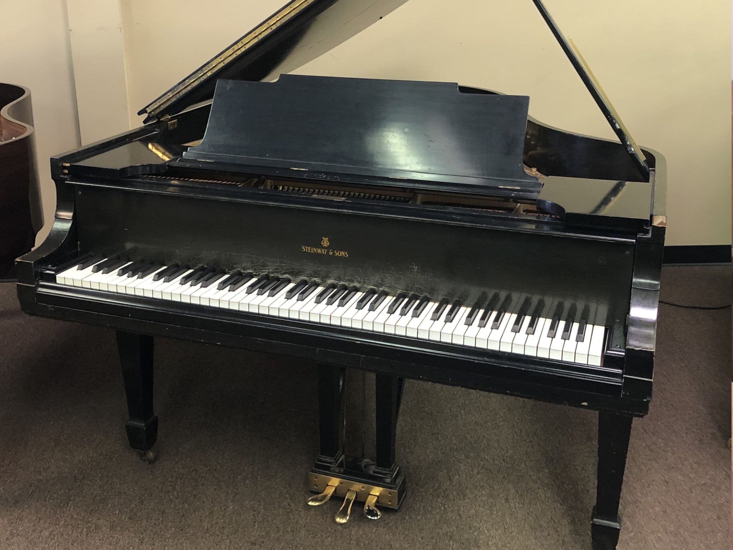 Steinway and Sons Model M