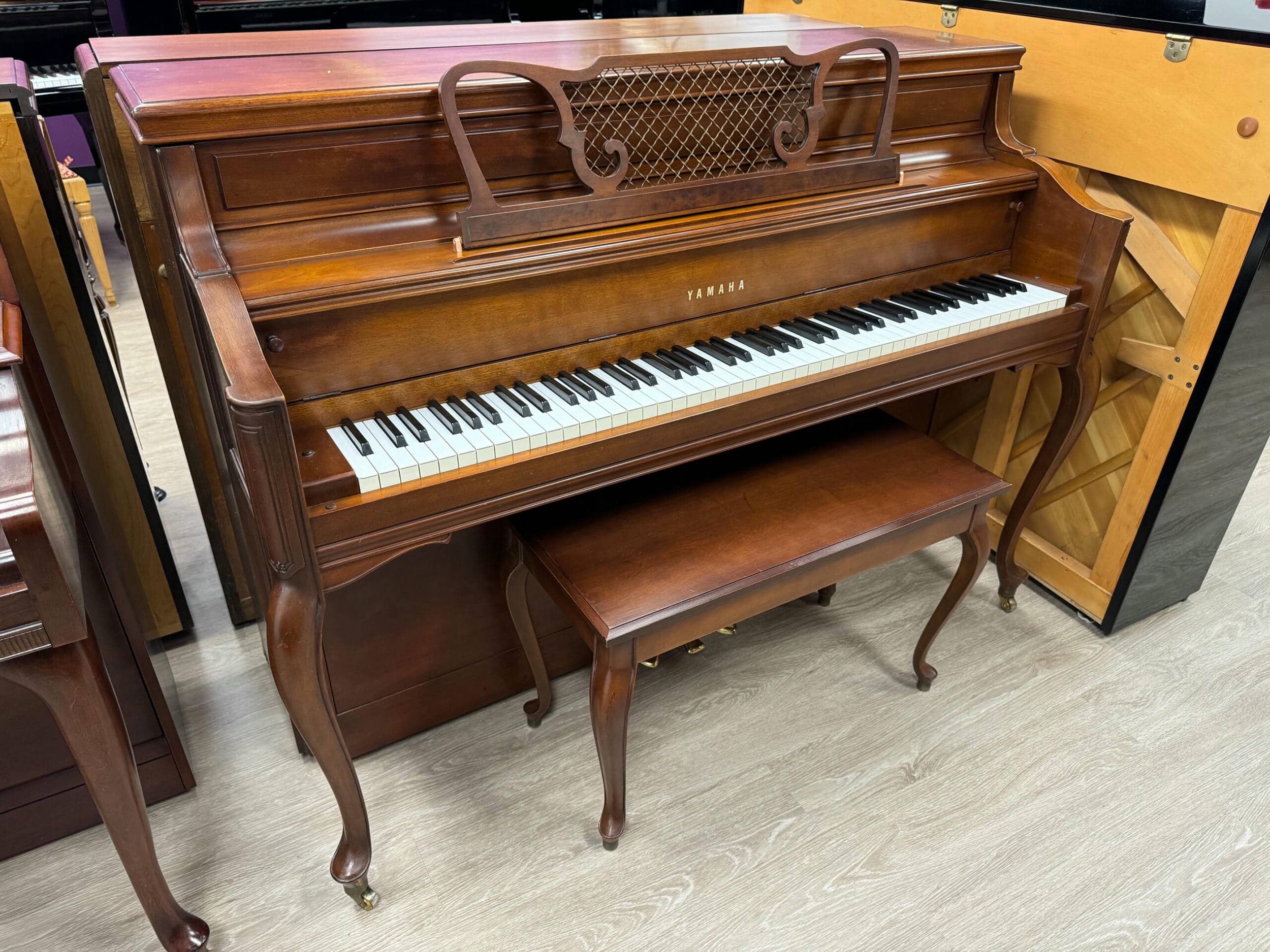 1973 Yamaha Queen Anne Console