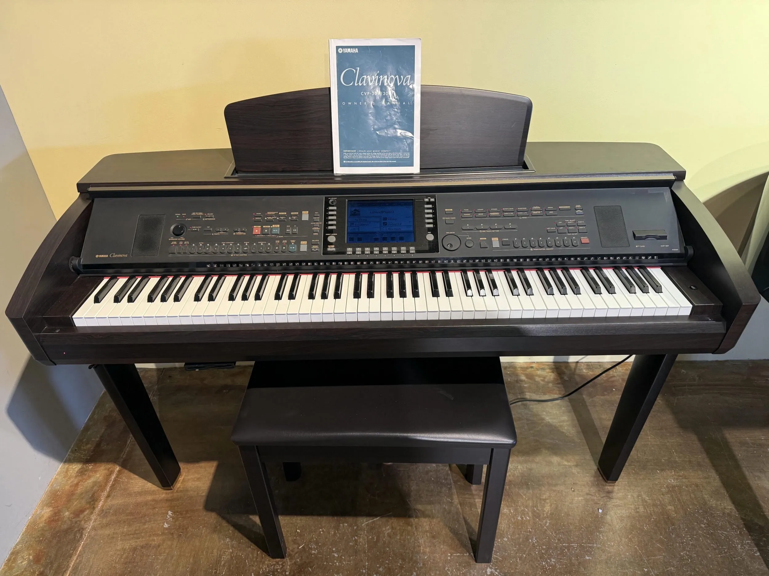 Yamaha CVP307