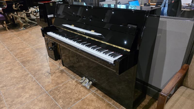 Yamaha B1SC3 — photo 1 of 3