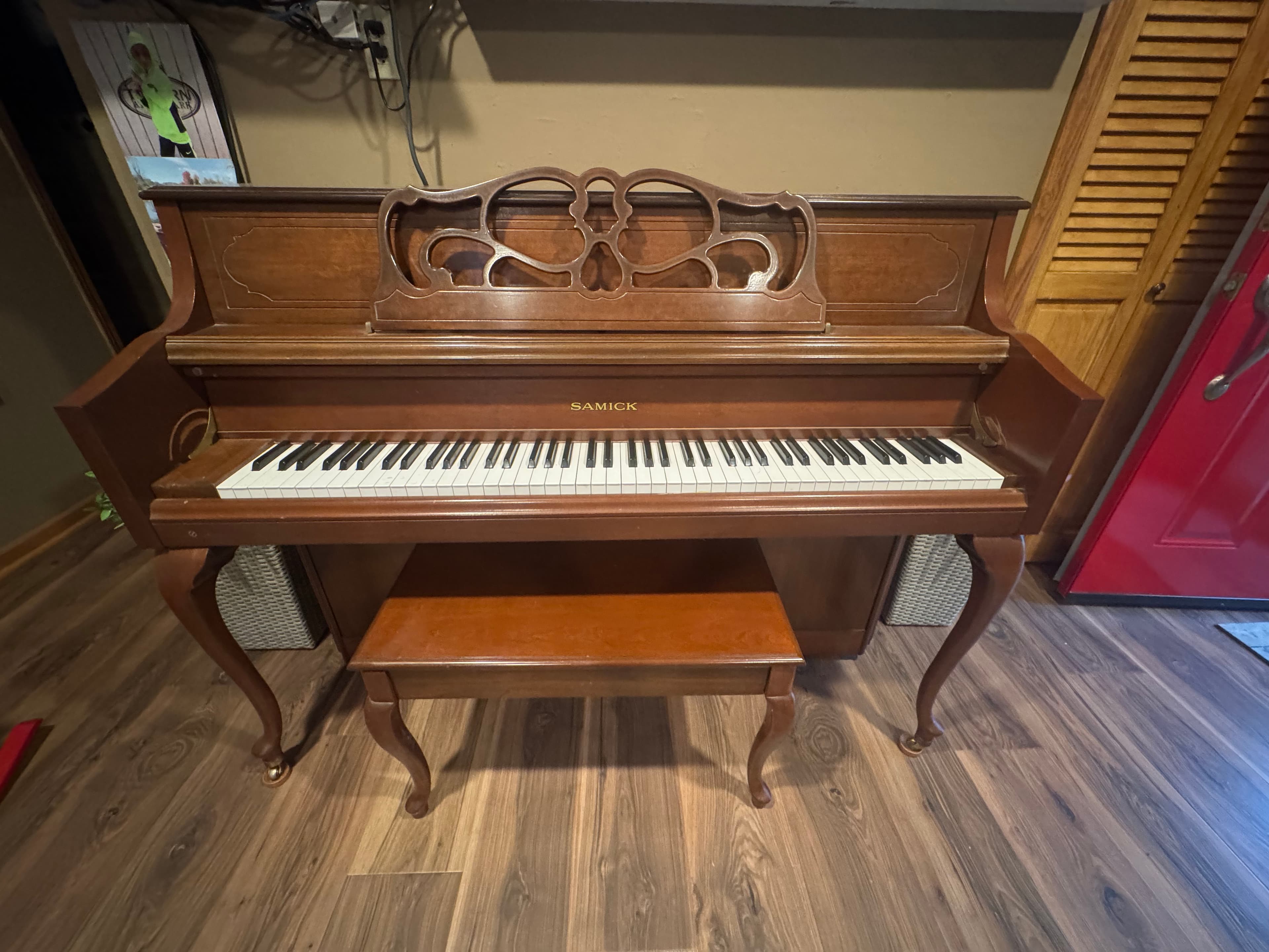 Samick SU143